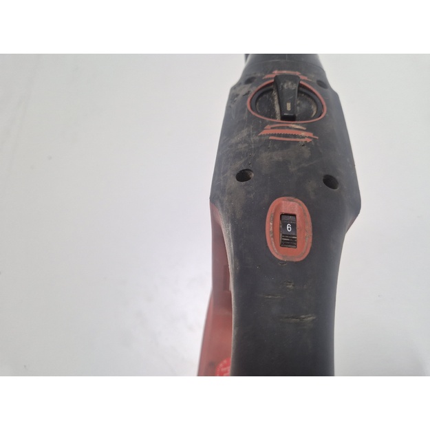 Hilti WSR 900-PE tiesinis pjūklas 900 W