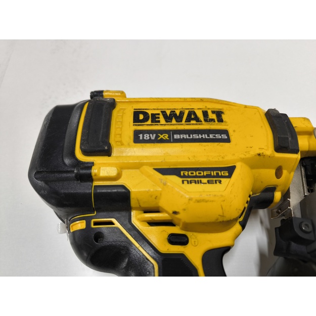 DeWalt DCN45RN akumuliatorinis ritininis viniakalis 18 V