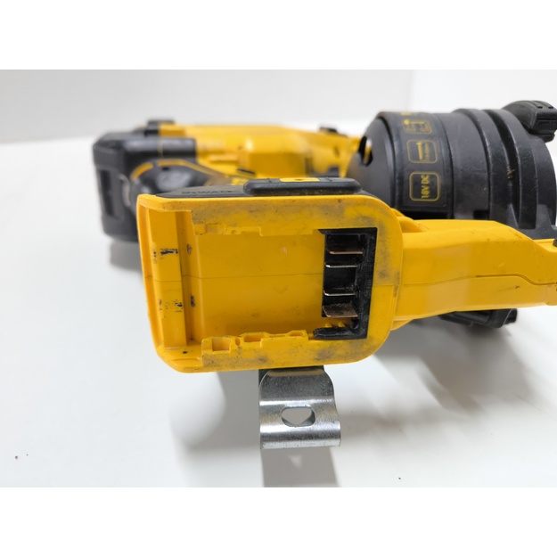 DeWalt DCN45RN akumuliatorinis ritininis viniakalis 18 V